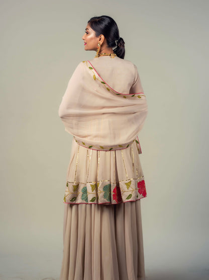 Sharara Set With Floral Applique Motifs