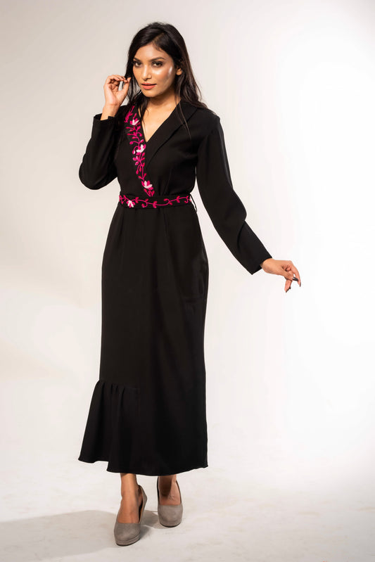3D Work Black Dress With Belt And Embellished Collar